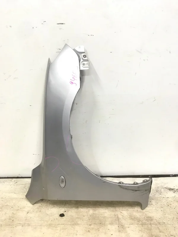 Крыло переднее правое Mazda 3 BK 2007 - изображение 1