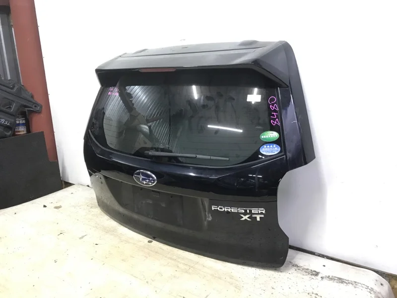 Крышка багажника Subaru Forester SJ - миниатюра 3