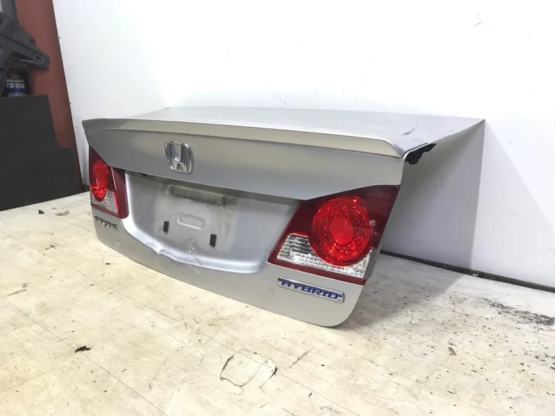 Крышка багажника Honda Civic 4D 2007 - миниатюра 4