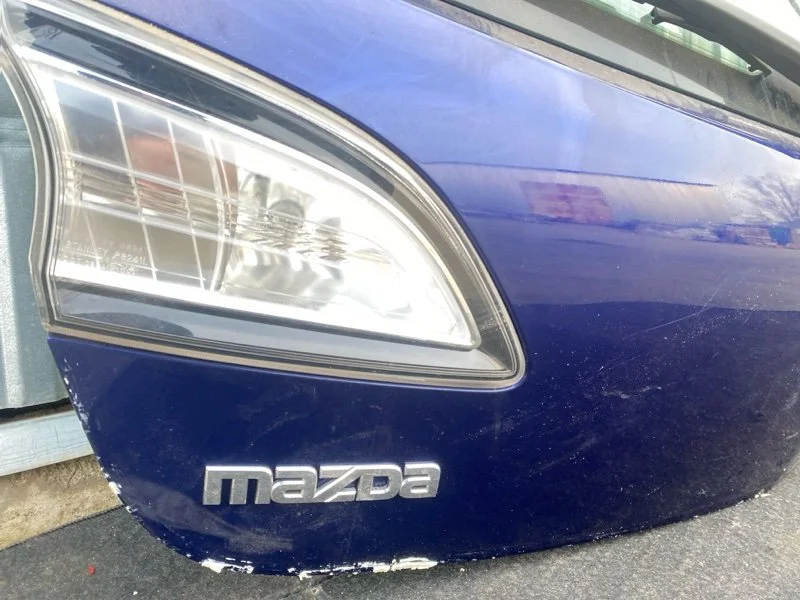 Крышка багажника Mazda 3 BL 2010 - миниатюра 8