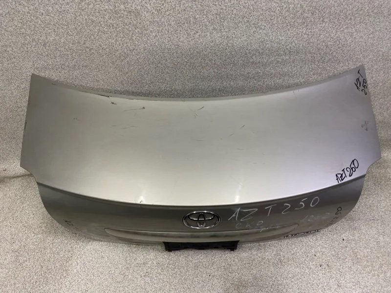 Крышка багажника Toyota Avensis T250 2007 - миниатюра 2