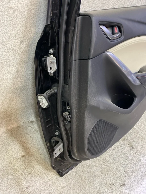 Дверь задняя правая Mazda 6 GJ - миниатюра 8