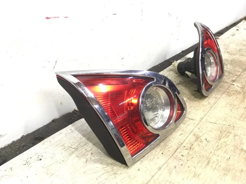 Фонарь внутренний Nissan Qashqai J10 - миниатюра 3