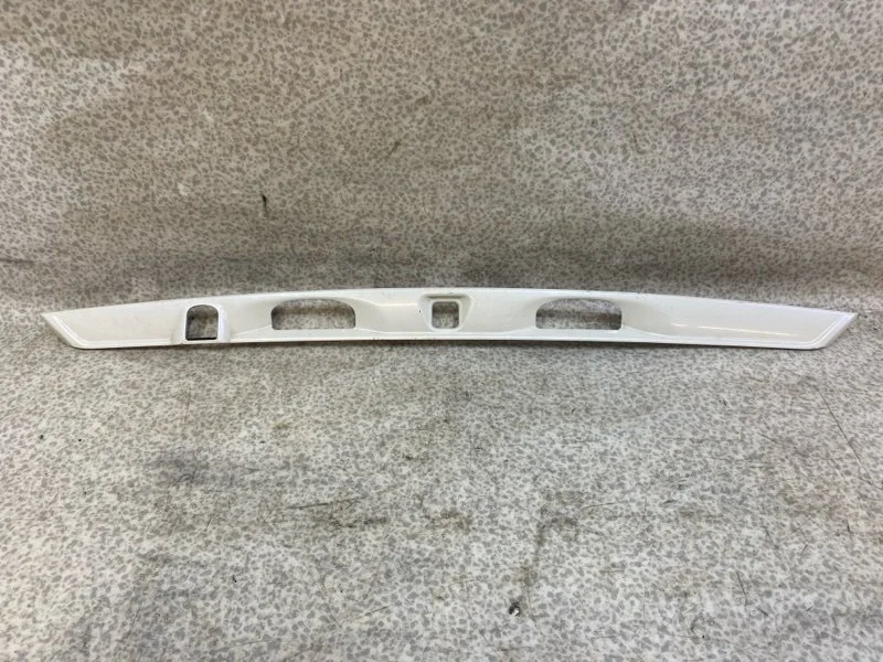 Накладка крышки багажника Honda Civic 4D 2007 - изображение 1