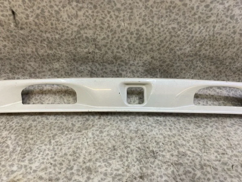 Накладка крышки багажника Honda Civic 4D 2007 - миниатюра 3