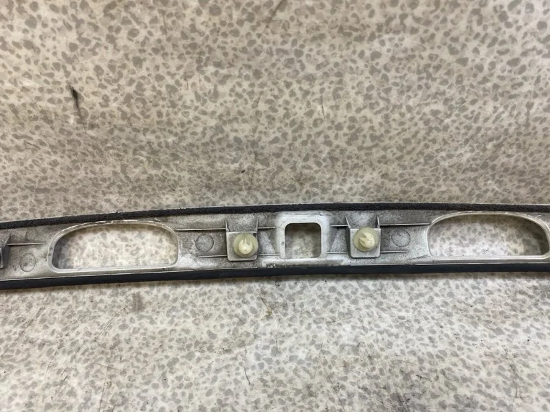 Накладка крышки багажника Honda Civic 4D 2007 - миниатюра 7