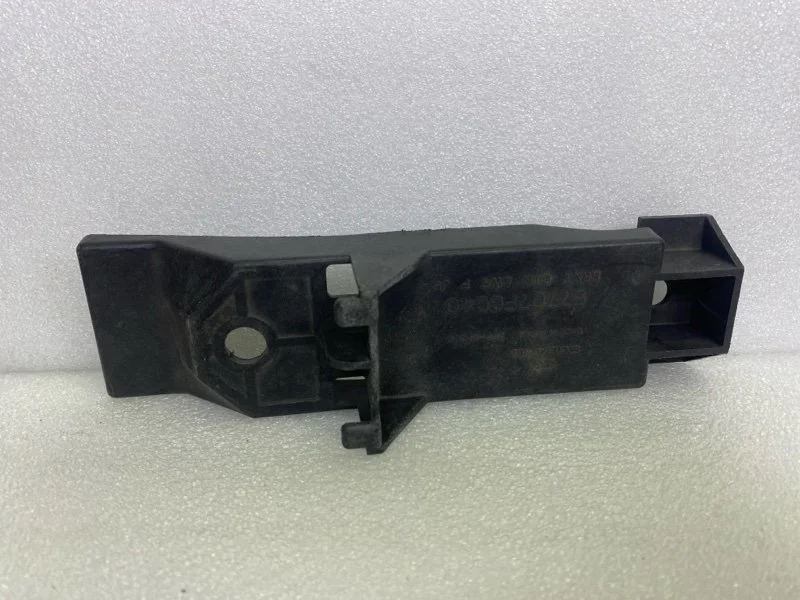Кронштейн бампера передний Subaru Impreza G12 - миниатюра 4