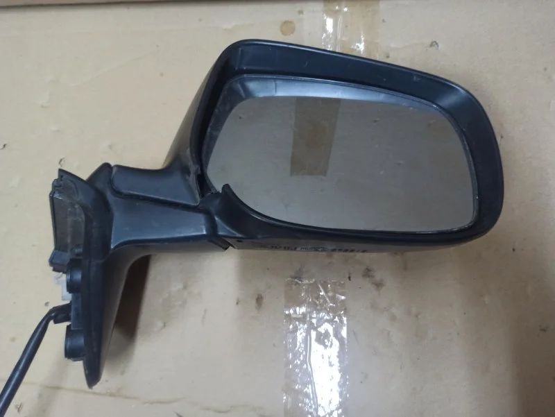Зеркало правое Toyota Auris E150 2007 - миниатюра 2