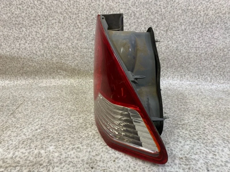 Фонарь правый Honda Civic 4D 2007 - миниатюра 5