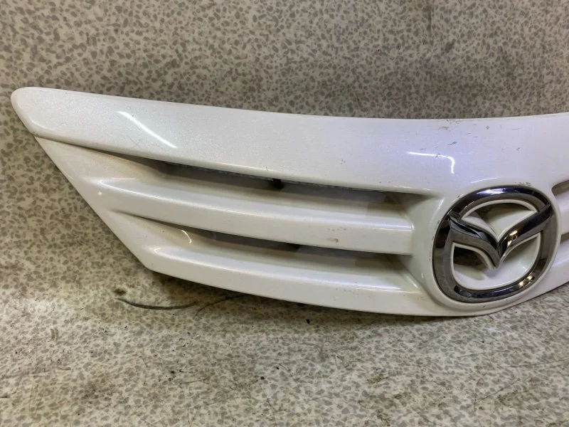Решетка радиатора Mazda 3 BK 2005 - миниатюра 2