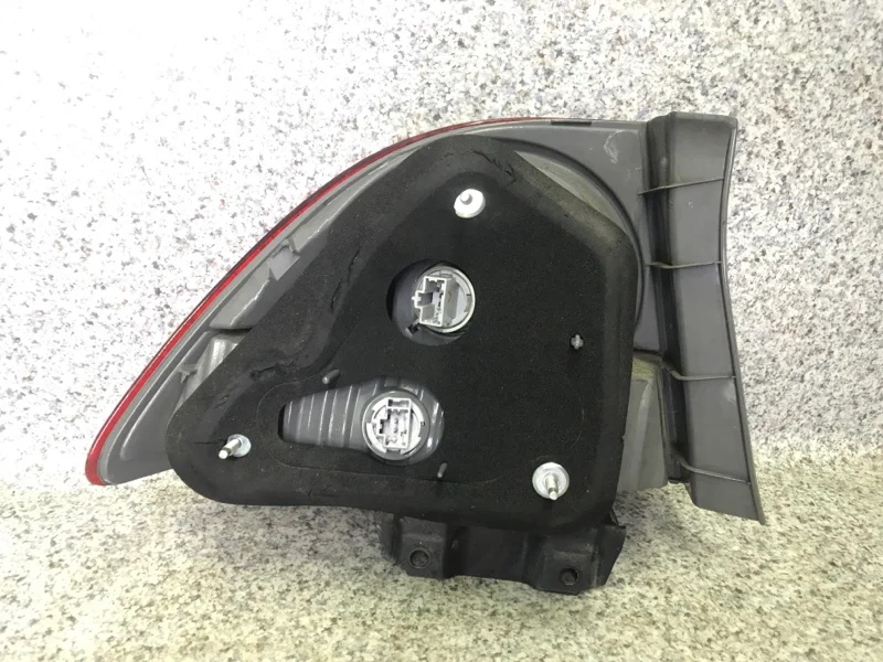 Фонарь правый Honda Civic 4D 2007 - миниатюра 2
