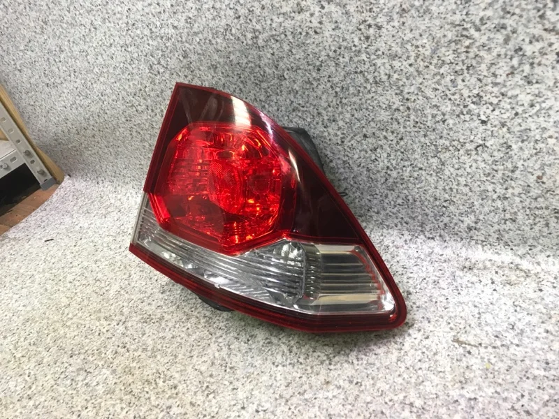 Фонарь правый Honda Civic 4D 2010 - миниатюра 2