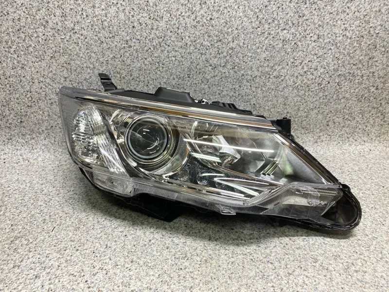 Фара правая Toyota Camry XV55 2014