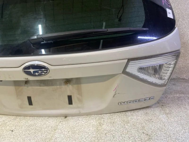 Крышка багажника Subaru Impreza GH 2007 - миниатюра 2