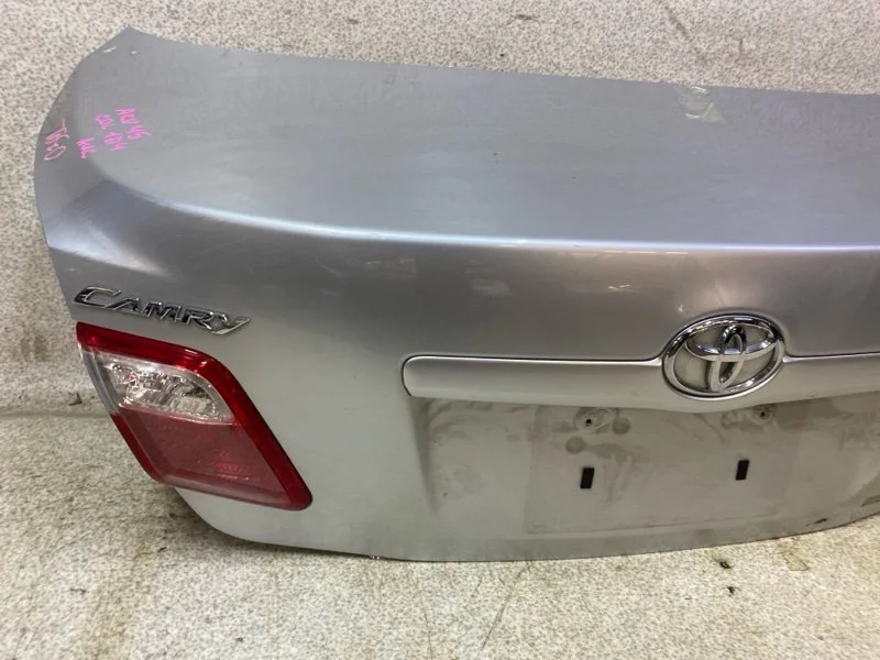 Крышка багажника Toyota Camry 40 2007 - миниатюра 6