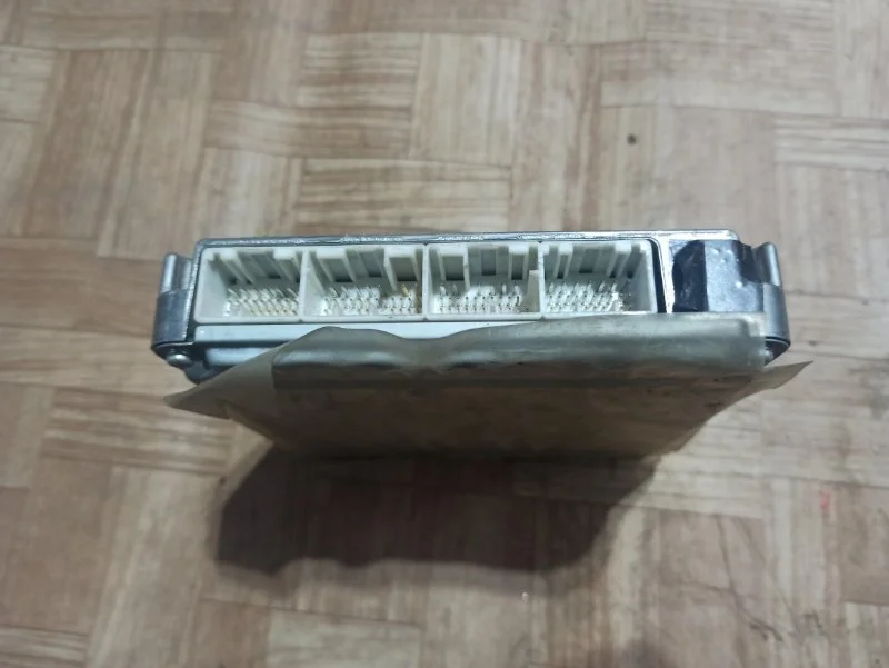 ЭБУ Toyota Corolla E120 - миниатюра 3