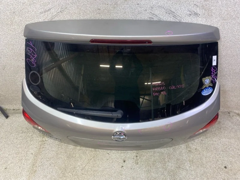 Крышка багажника Nissan Qashqai J10 - миниатюра 2