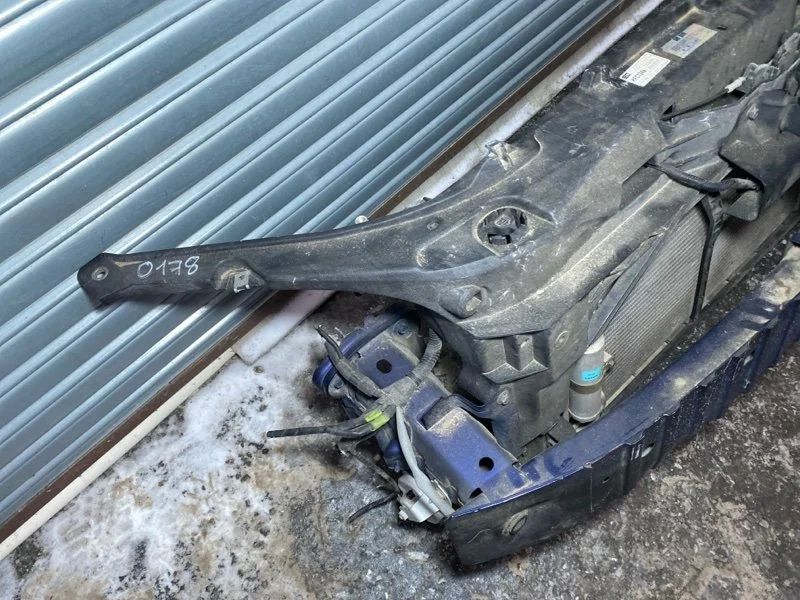 Панель радиаторов в сборе Mazda 3 BK 2007 - миниатюра 3