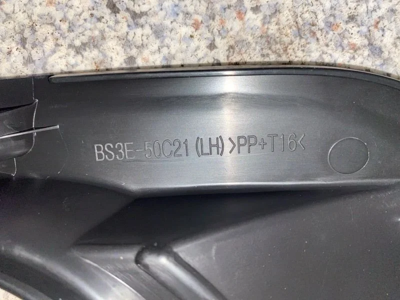 Рамка птф передняя левая Mazda 3 BK 2007 - миниатюра 3