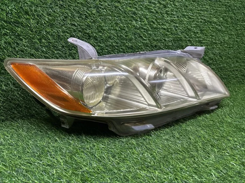 Фара правая Toyota Camry 40 - миниатюра 3
