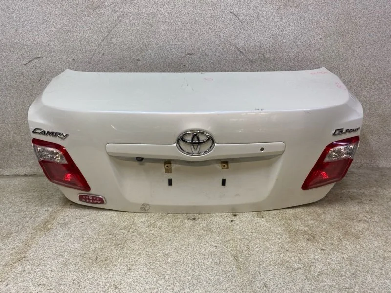 Крышка багажника Toyota Camry 40 2007 - изображение 1
