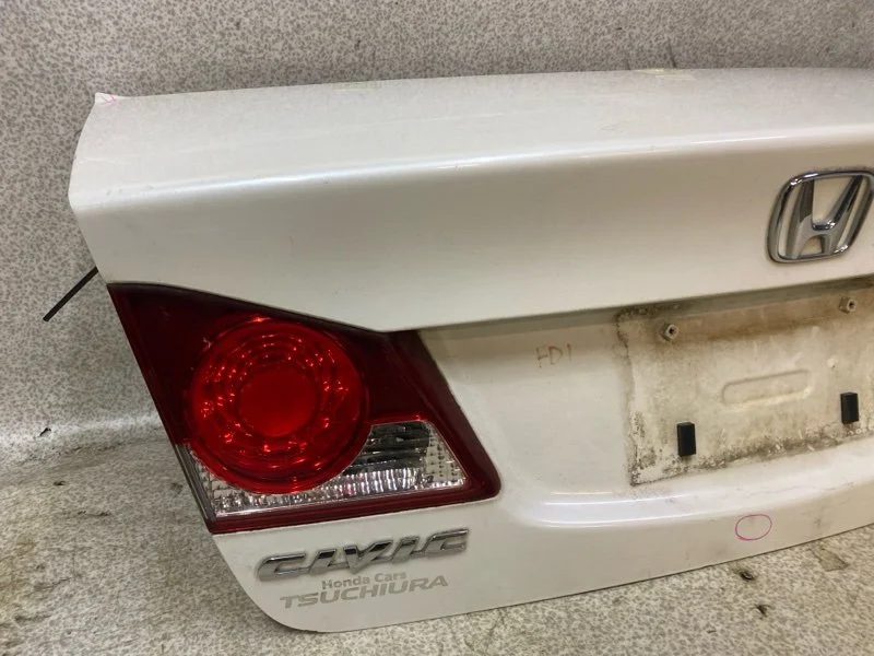 Крышка багажника Honda Civic 4D 2007 - миниатюра 3