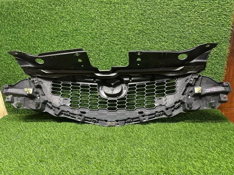 Решетка радиатора Mazda CX-5 - миниатюра 8
