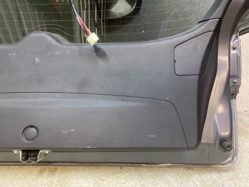 Крышка багажника Mitsubishi Outlander XL 2007 - миниатюра 10