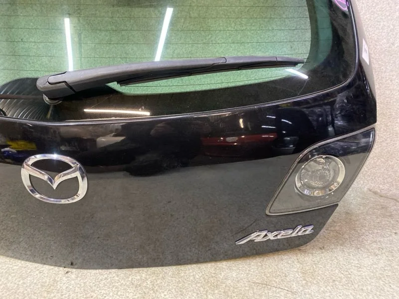 Крышка багажника Mazda 3 BK 2007 - миниатюра 7