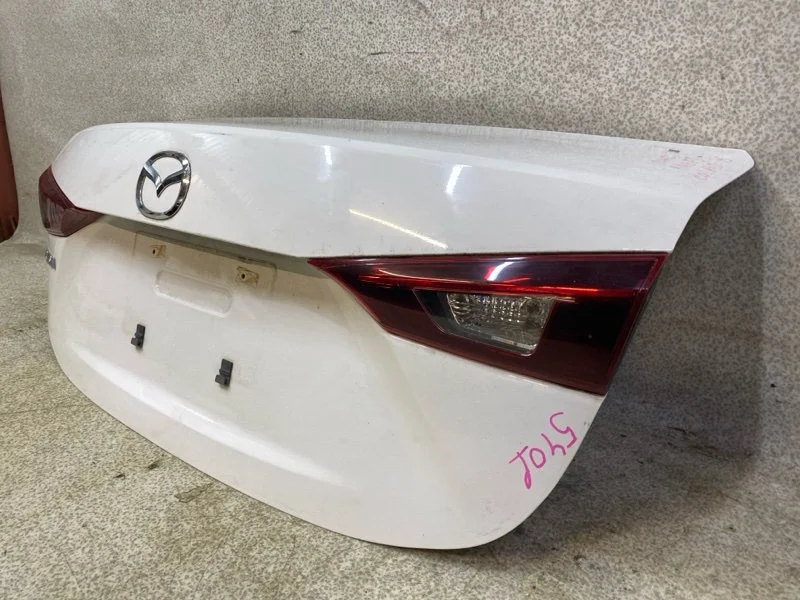 Крышка багажника Mazda 3 BM - миниатюра 5