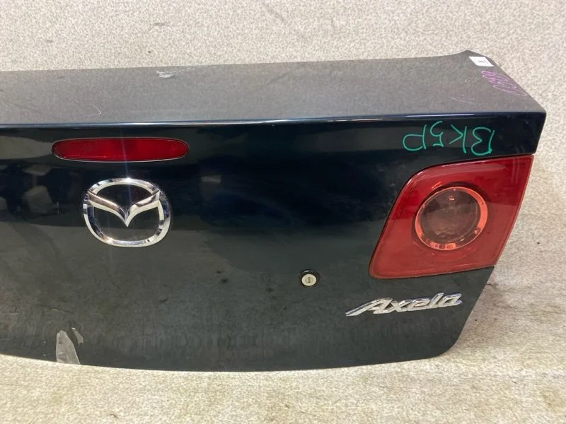 Крышка багажника Mazda 3 BK 2007 - миниатюра 4