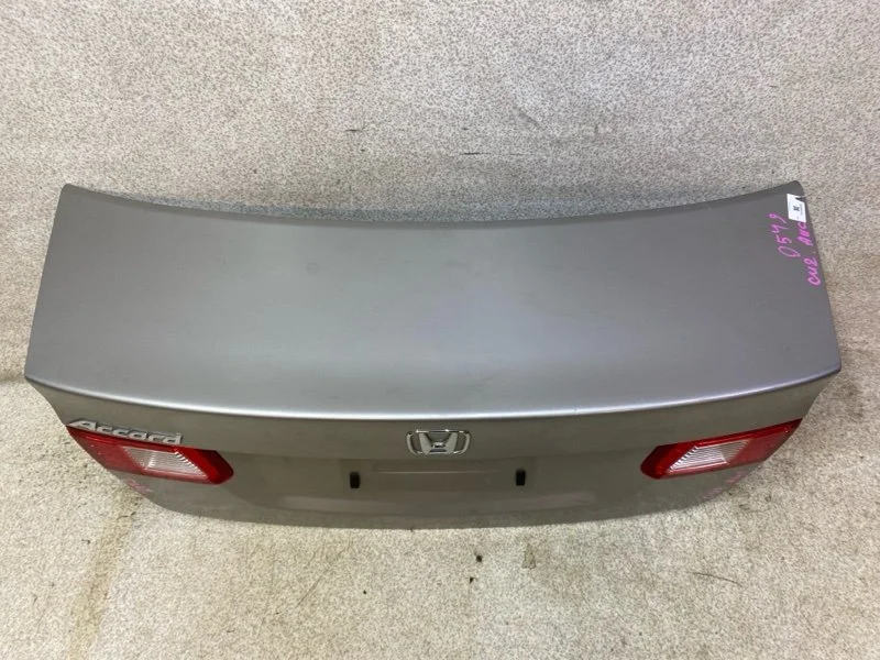 Крышка багажника Honda Accord 8 - миниатюра 2