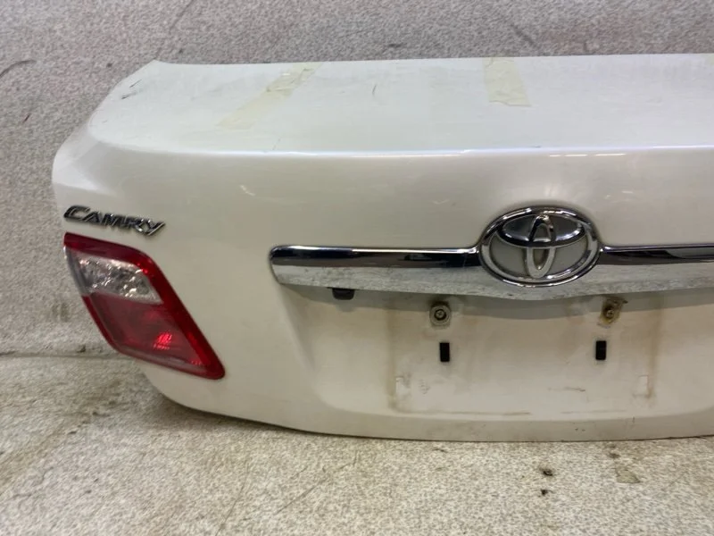 Крышка багажника Toyota Camry 40 2007 - миниатюра 3