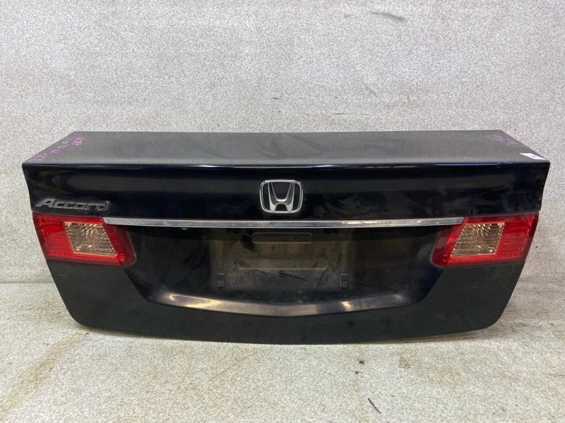 Крышка багажника Honda Accord 8 - изображение 1