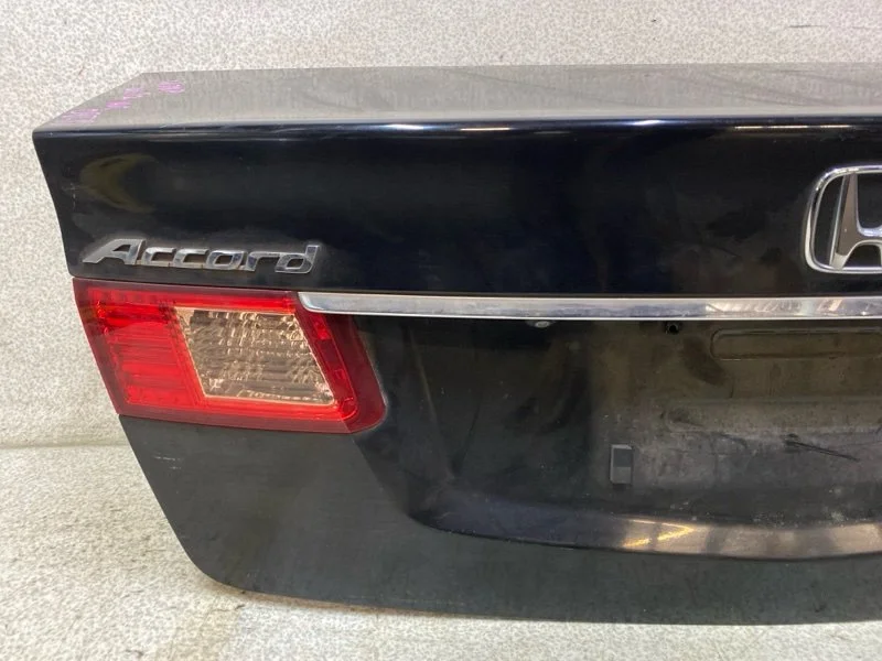 Крышка багажника Honda Accord 8 - миниатюра 4