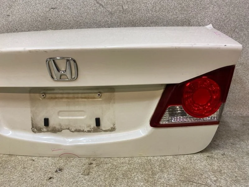 Крышка багажника Honda Civic 4D 2007 - миниатюра 3