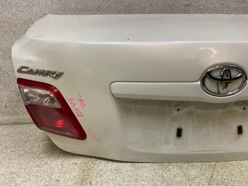 Крышка багажника Toyota Camry 40 2007 - миниатюра 5