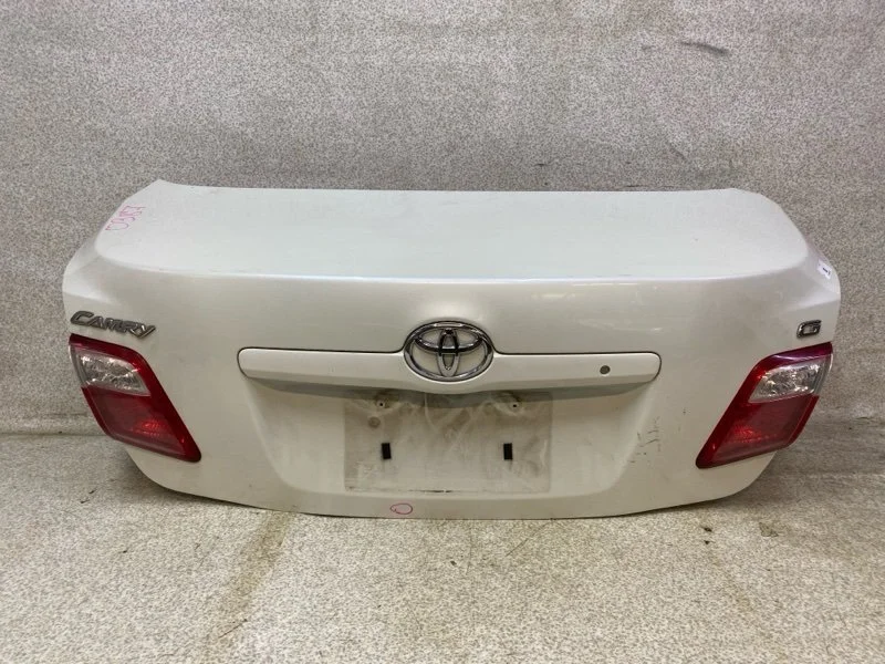 Крышка багажника Toyota Camry 40 2007