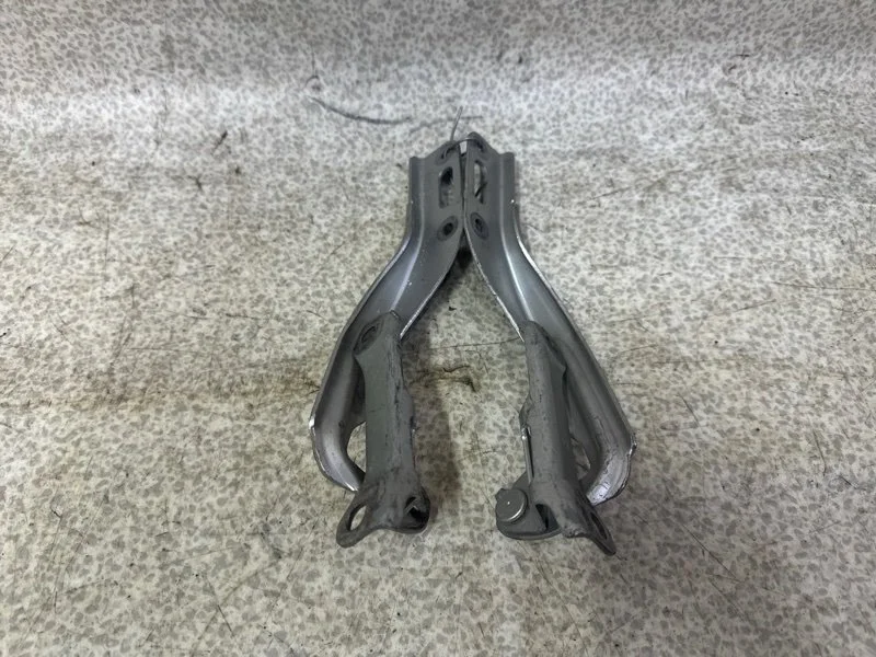 Петля капота Honda Civic 4D 2007
