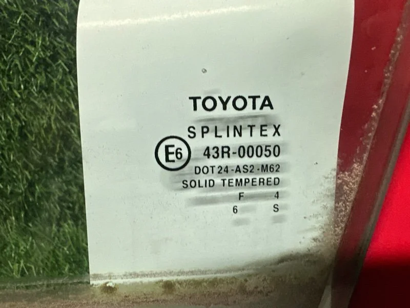 Стекло переднее левое Toyota Avensis T250 2007 - миниатюра 6