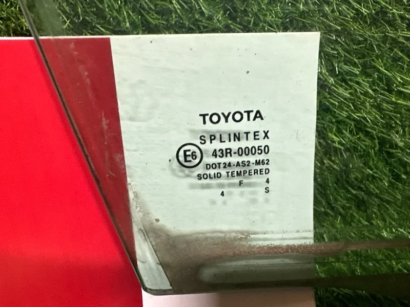 Стекло переднее правое Toyota Avensis T250 2007 - миниатюра 5