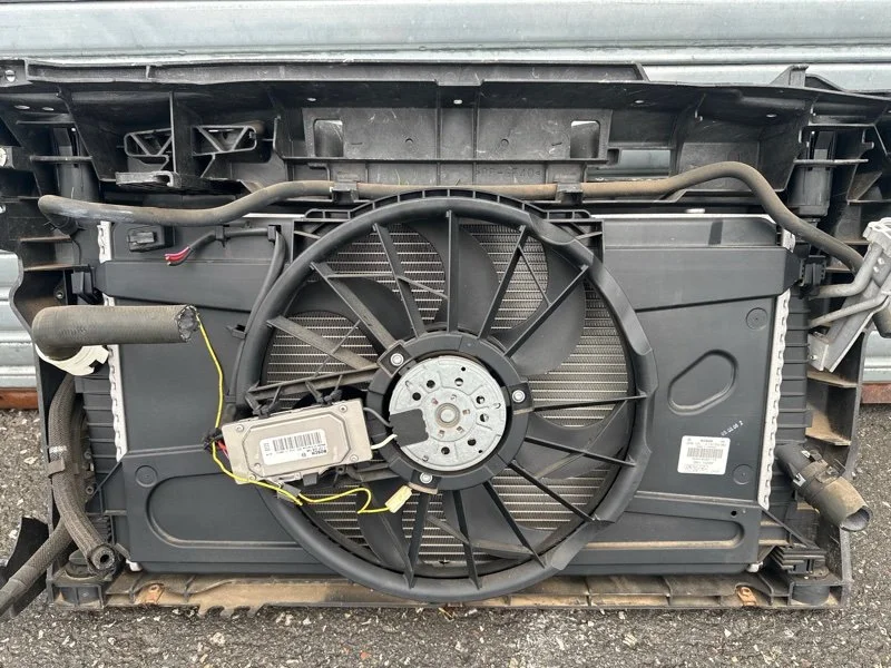 Панель радиаторов в сборе Mazda 3 BK Z6 - миниатюра 6