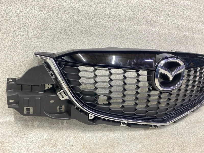 Решетка радиатора Mazda CX-5 - миниатюра 2