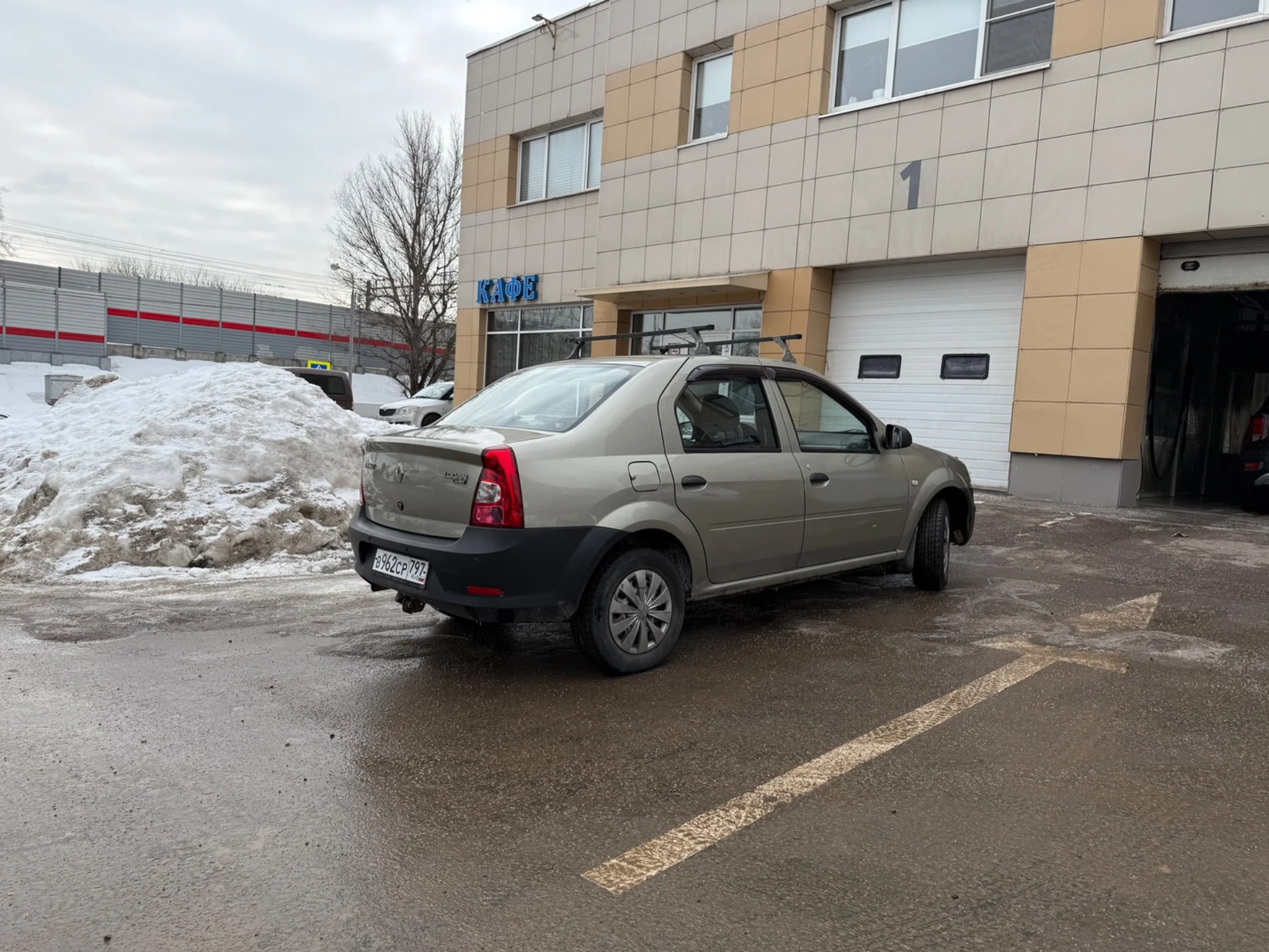Renault Logan 2014 - миниатюра 5
