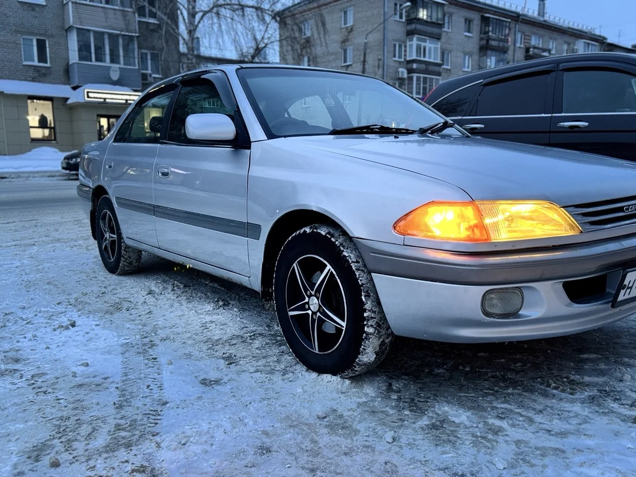 Toyota Carina - миниатюра 5