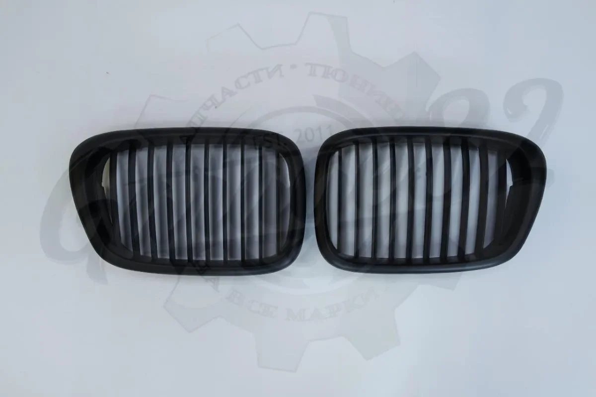 Решетки радиатора "ноздри" (BMW E39) - миниатюра 7