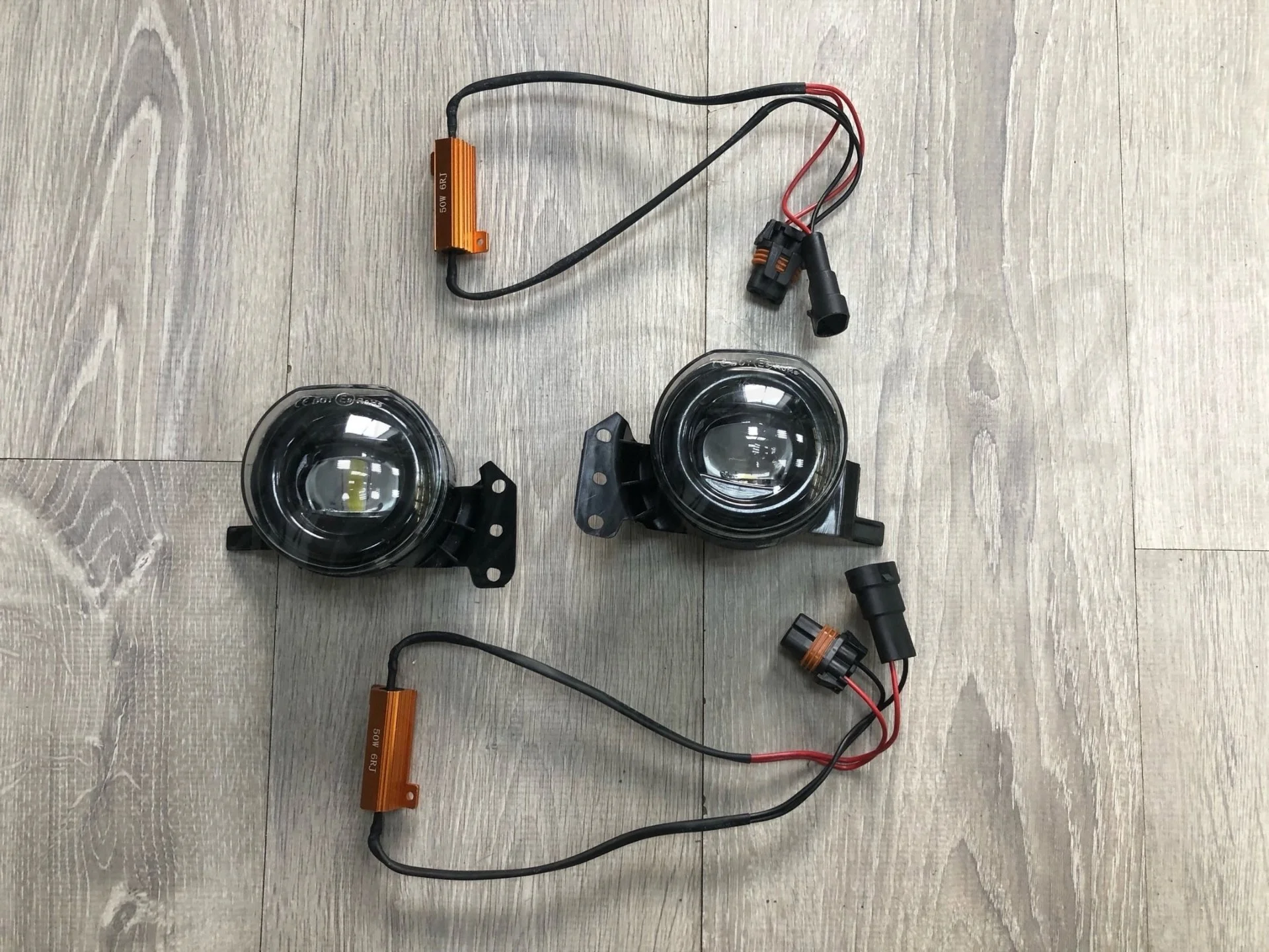 LED ПТФ "M Power" (BMW E60, E90, E92, E63) - изображение 1