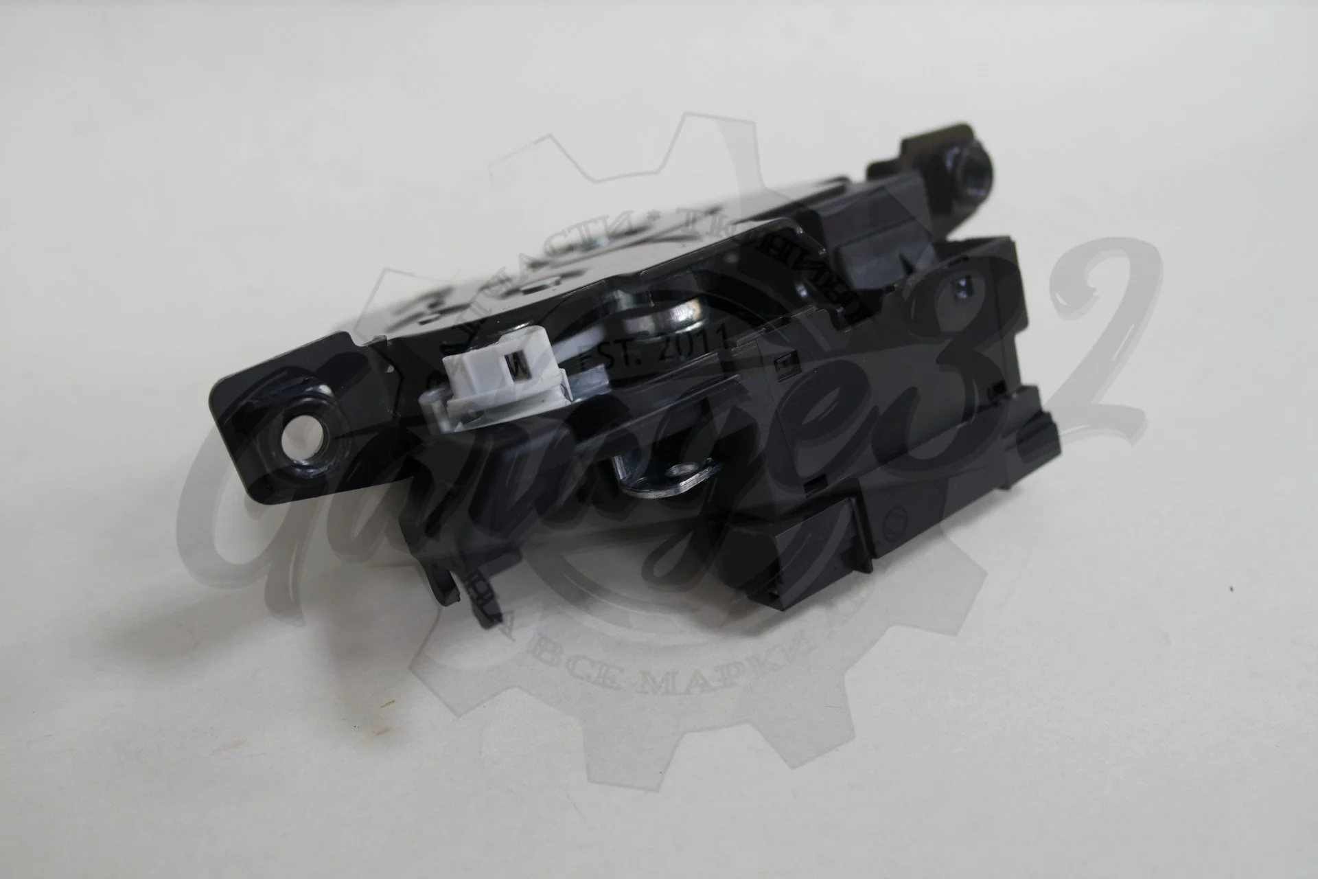 Замок багажника "BOGAP" (BMW F31, F07, F10, F11, F18, F01, F02, F15) - миниатюра 3
