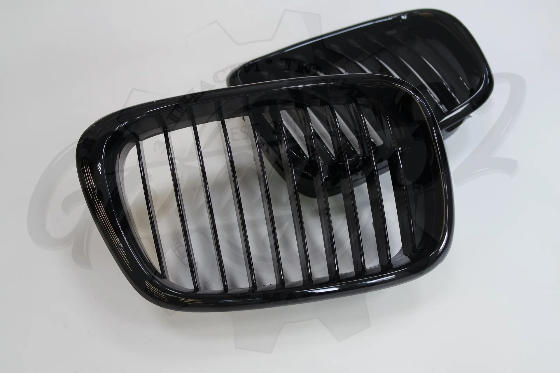 Ноздри "Black" (BMW e39) рест. глянец - миниатюра 4