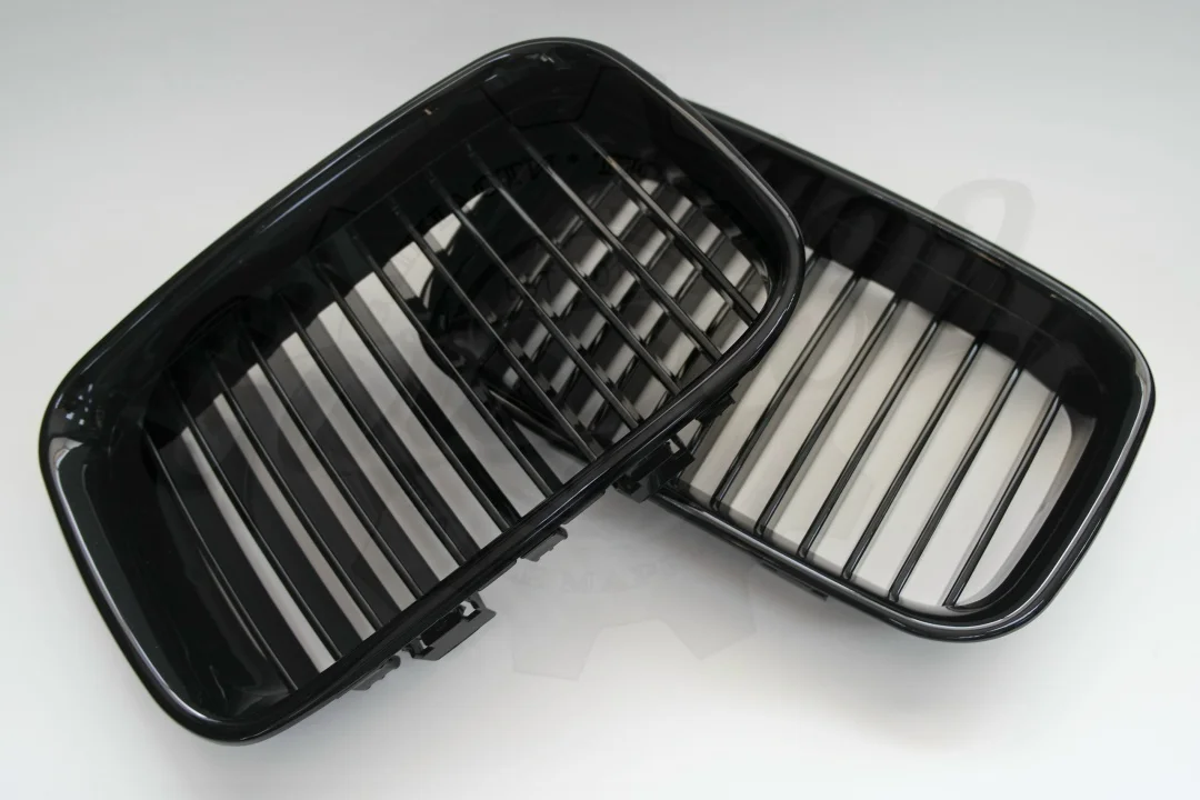 Ноздри "Black Glass" (BMW E36 dorest.) - миниатюра 4